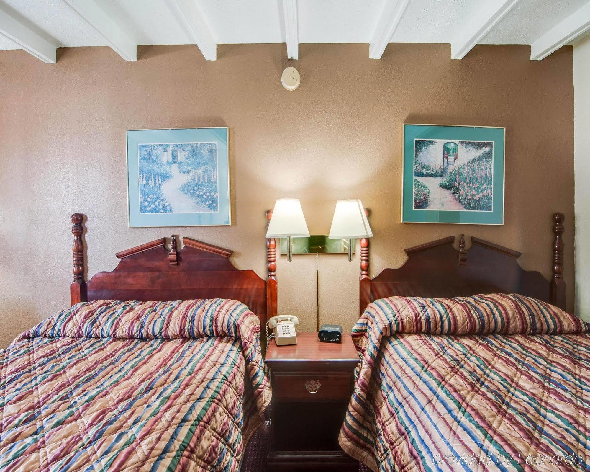 Rodeway Inn Galax Highway 58 Экстерьер фото